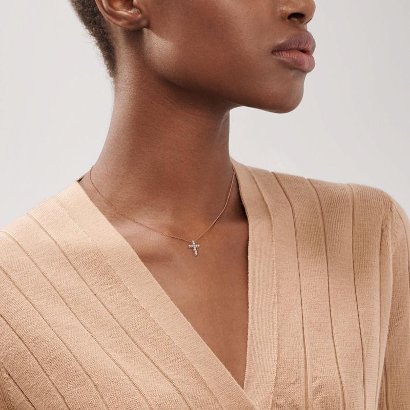 Tiffany & Co. Colgante de cruz Descuento por venta flash