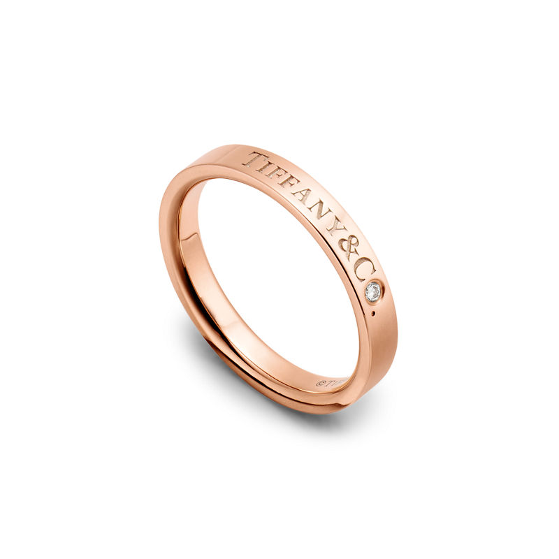 Tiffany & Co. T&CO.® Alianza en oro rosa con un diamante Envío gratis