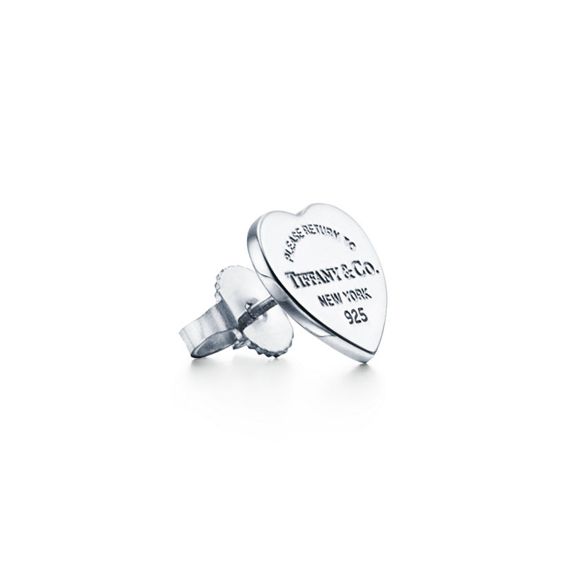 Tiffany & Co. Return to Tiffany™ Pendientes de botón de insignia de corazón en plata tamaño mini Ahorra y exporta