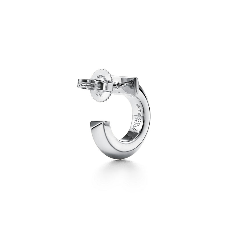 Tiffany & Co. Tiffany T Pendientes de aro T1 de oro blanco Ofertas especiales
