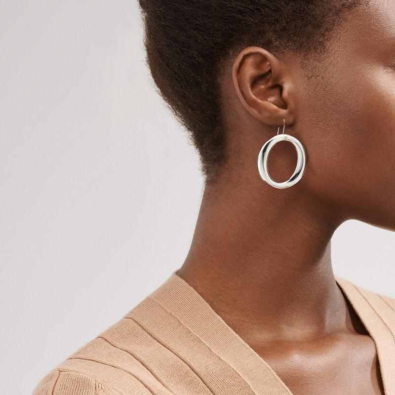 Tiffany & Co. Elsa Peretti® Pendientes con cierre de gancho Sevillana En línea