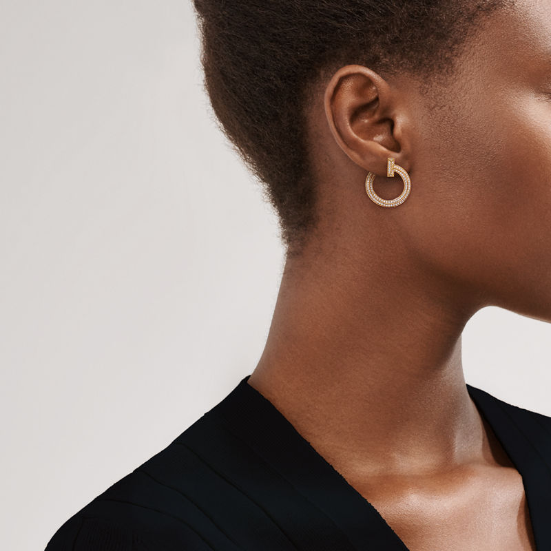 Tiffany & Co. Tiffany T T1 Pendientes de aro abiertos de oro con diamantes Últimos 3 días