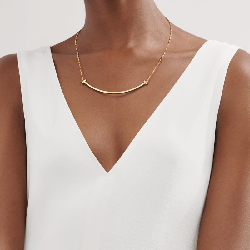 Tiffany & Co. Tiffany T Colgante Smile extragrande de oro de 18 quilates de oro amarillo ÚLTIMAS EDICIONES