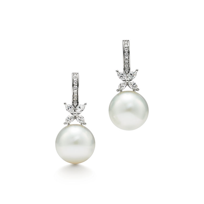 Tiffany & Co. Tiffany Victoria® pendientes de perlas y diamantes