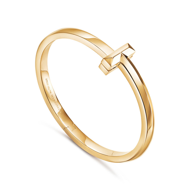 Tiffany & Co. Tiffany T T1 Brazalete articulado ancho de oro amarillo Último día