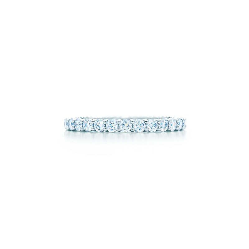 Tiffany & Co. Tiffany Forever Alianza en platino con un círculo completo de diamantes 2 2 mm