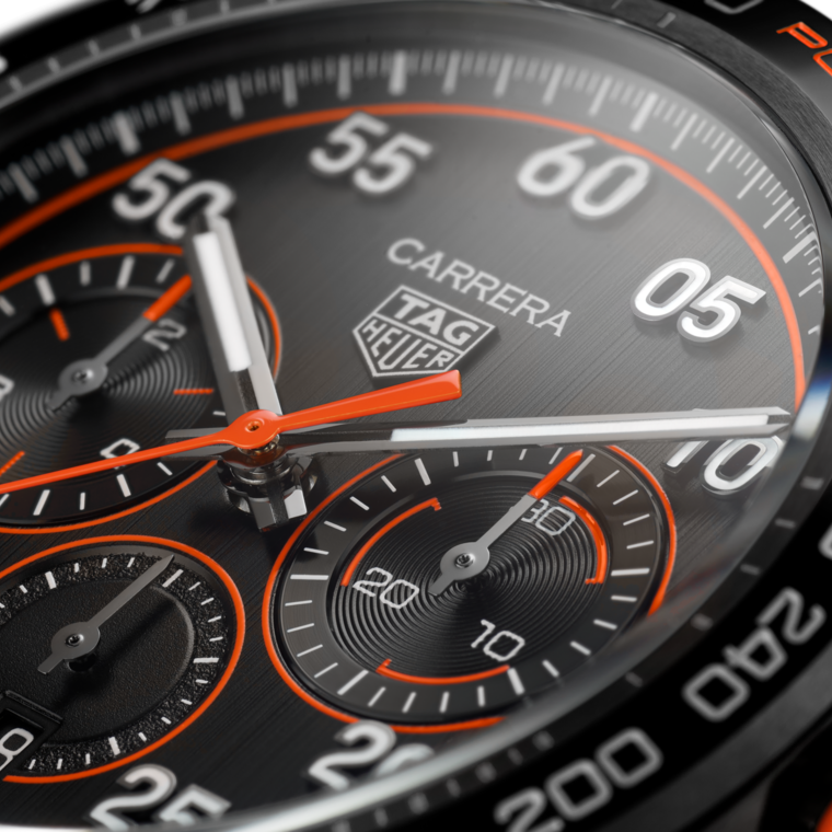 TAG Heuer TAG Heuer Carrera Chronograph x Porsche Orange Racing Automático 44 mm Acero con revestimiento de DLC CBN2A1M.FC6526 En oferta