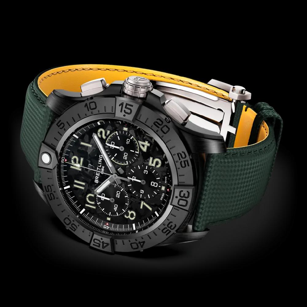 Breitling Super Avenger B01 Chronograph 46 Night Mission Último día