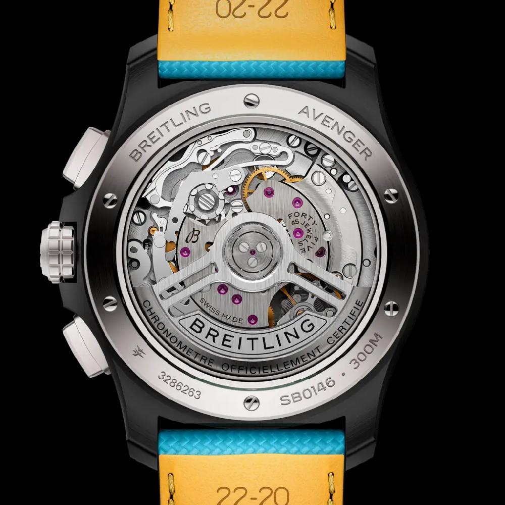 Breitling Avenger B01 Chronograph 42 Night Mission Grandes descuentos