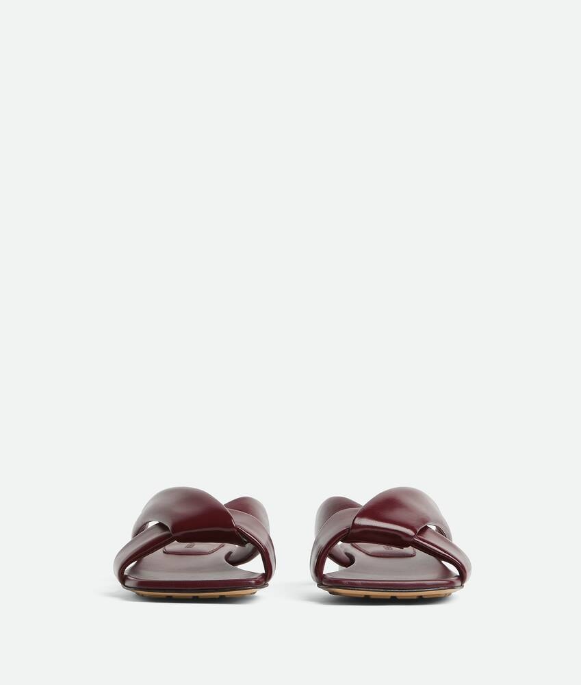 Bottega Veneta Mule plana Riva Último día
