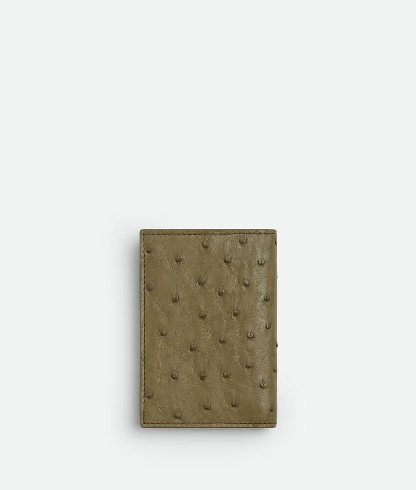 Bottega Veneta Tarjetero Flap de piel de avestruz Solo hoy