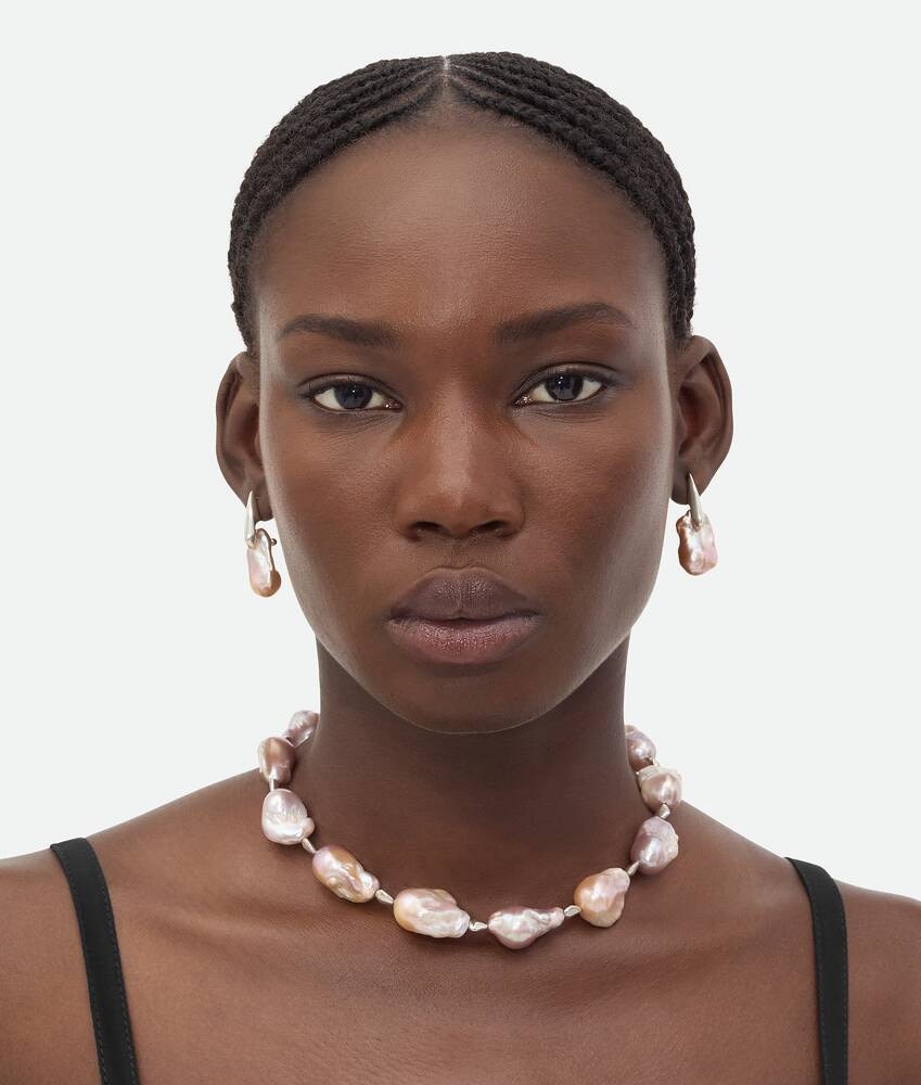 Bottega Veneta Pendientes Pearl grandes Promoción trimestral