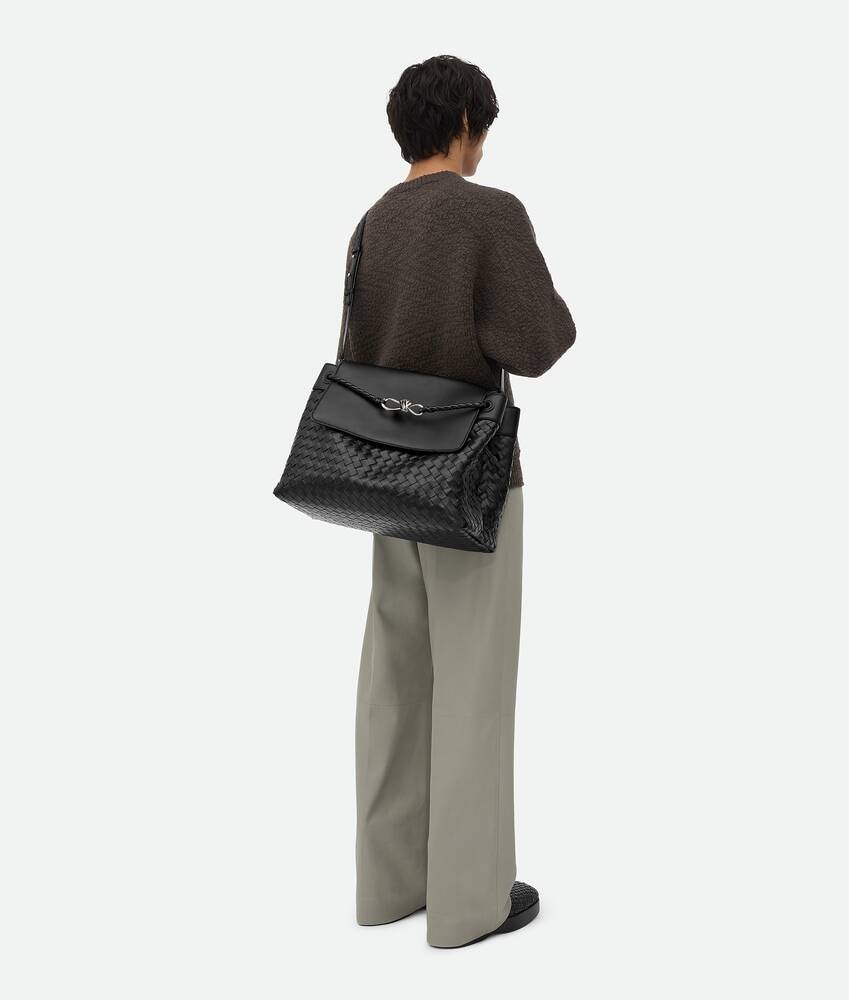Bottega Veneta Bolso messenger Andiamo grande Solo queda un día