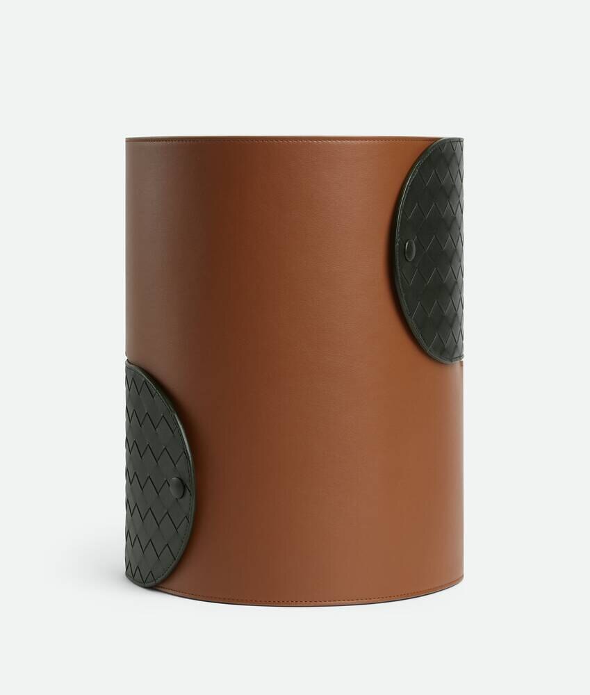 Bottega Veneta Cesta Interlocking 2025