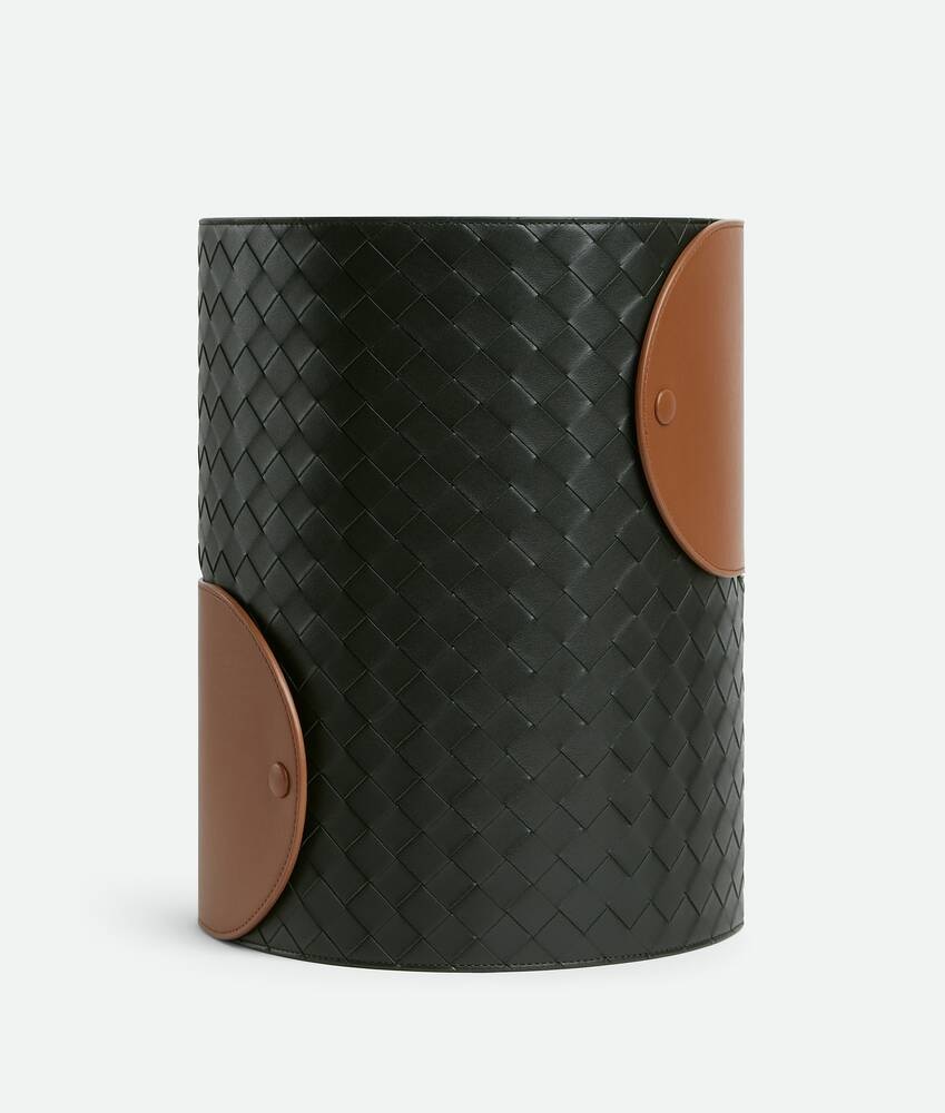 Bottega Veneta Cesta Interlocking 2025