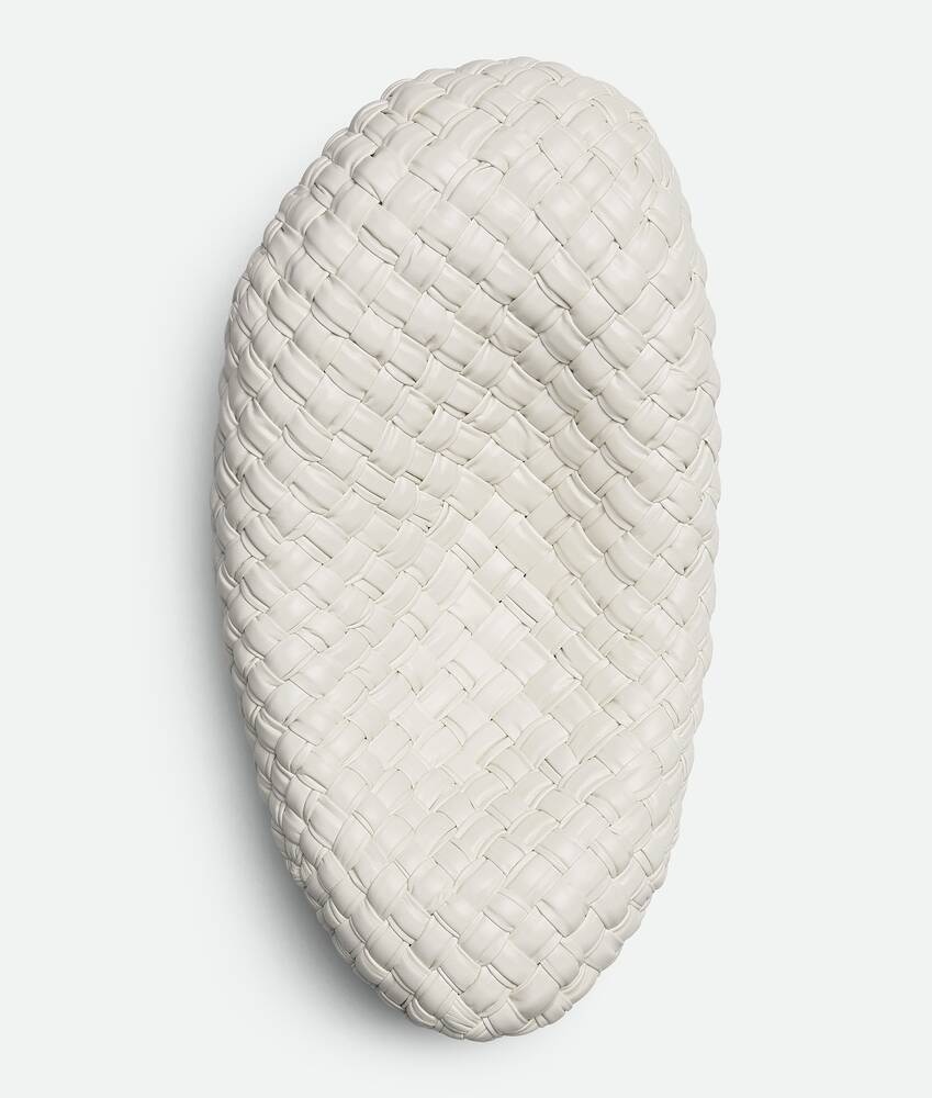 Bottega Veneta Bandeja Banana grande Outlet online