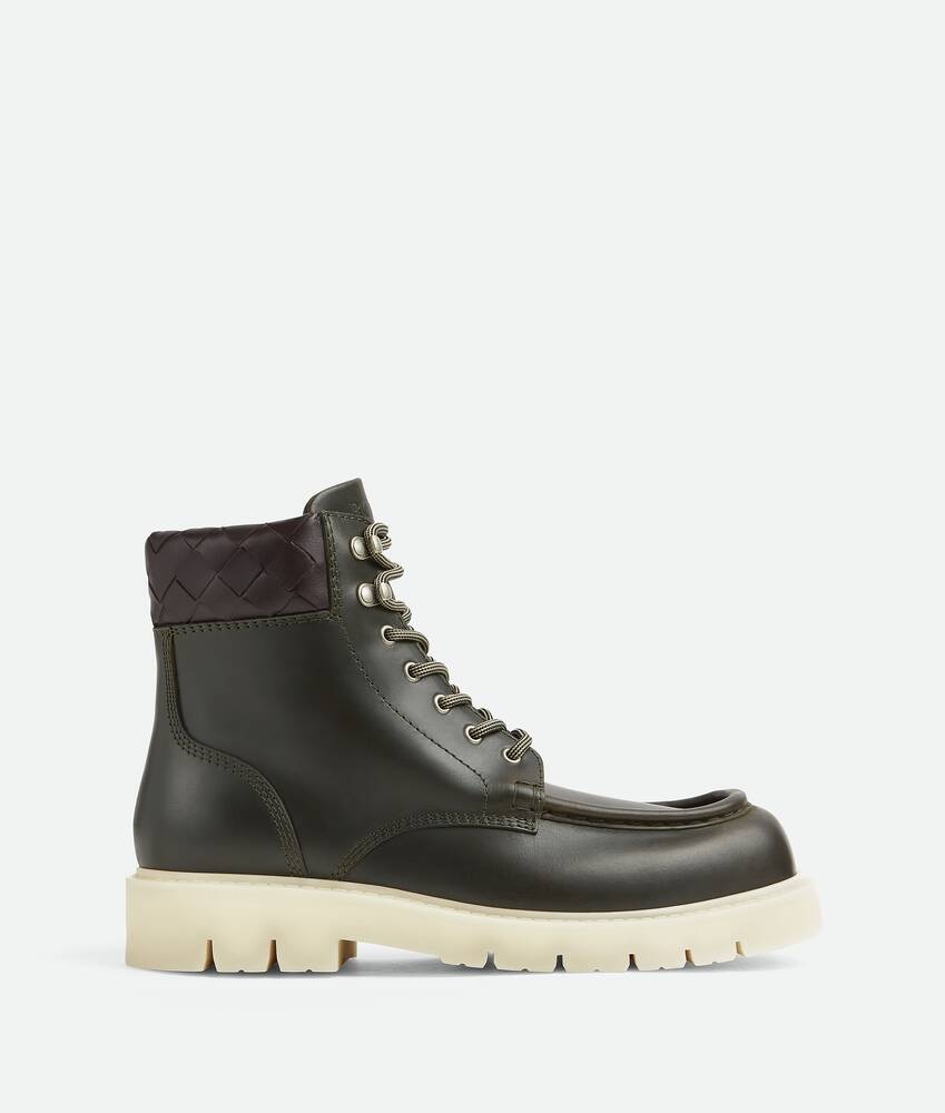 Bottega Veneta Botín con cordones Haddock