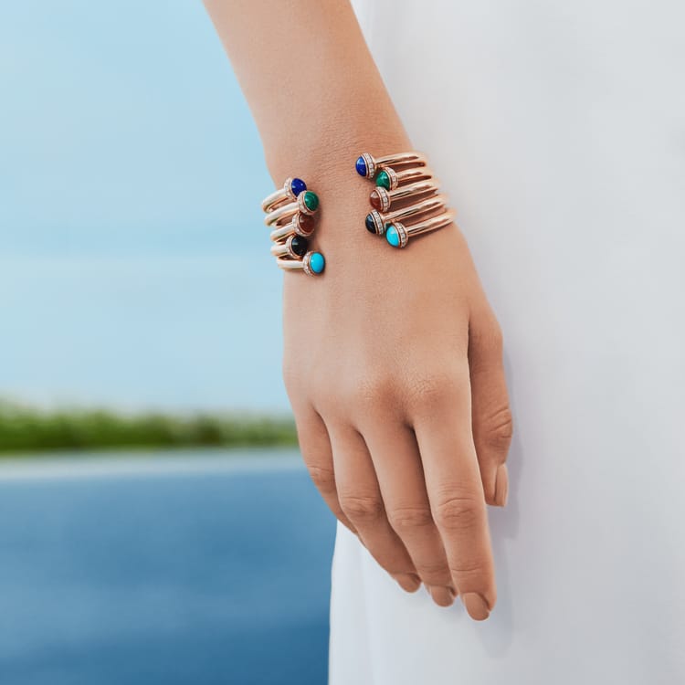 Piaget Possession open bangle bracelet Precio ultrabajo
