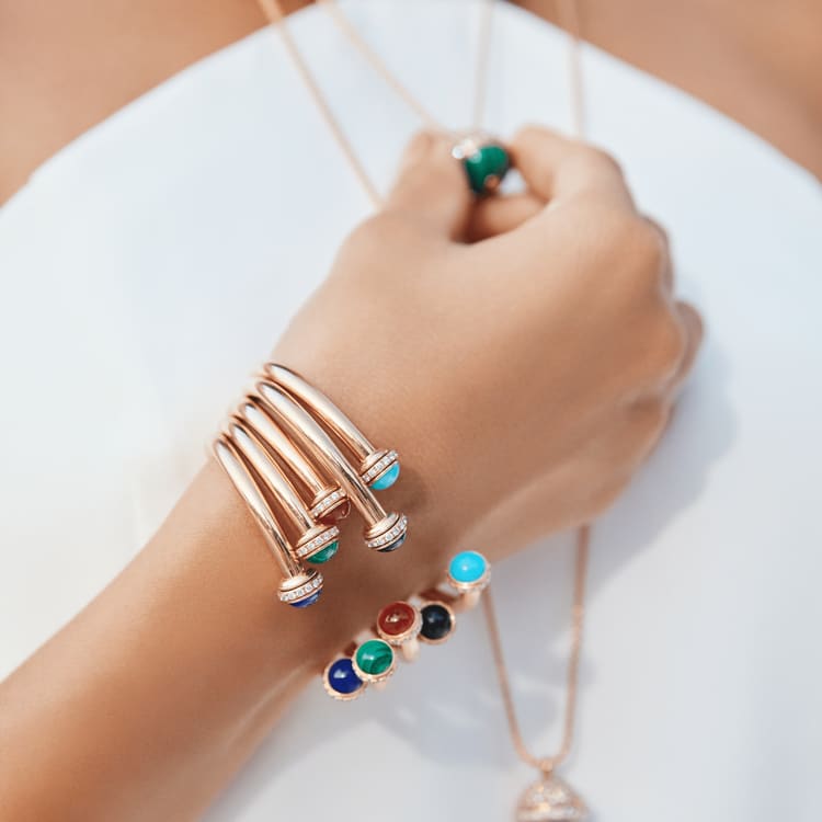 Piaget Possession open bangle bracelet Precio ultrabajo