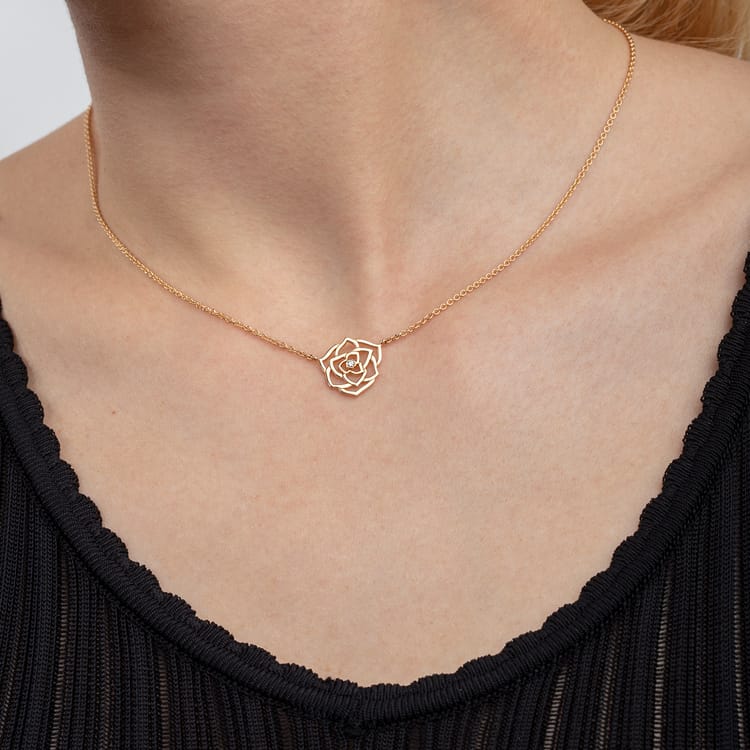 Piaget Piaget Rose pendant