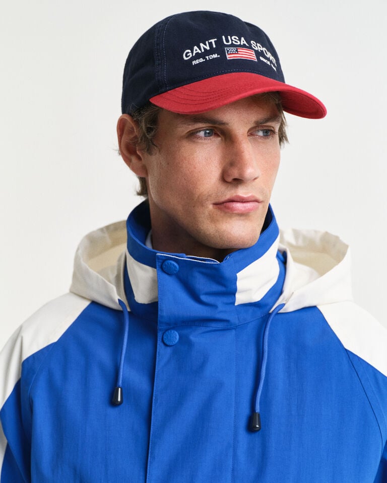 Gant Chaqueta Sailor de largo medio En oferta