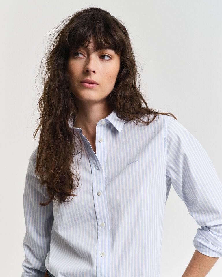 Gant Camisa Regular Fit de popelina a rayas En oferta