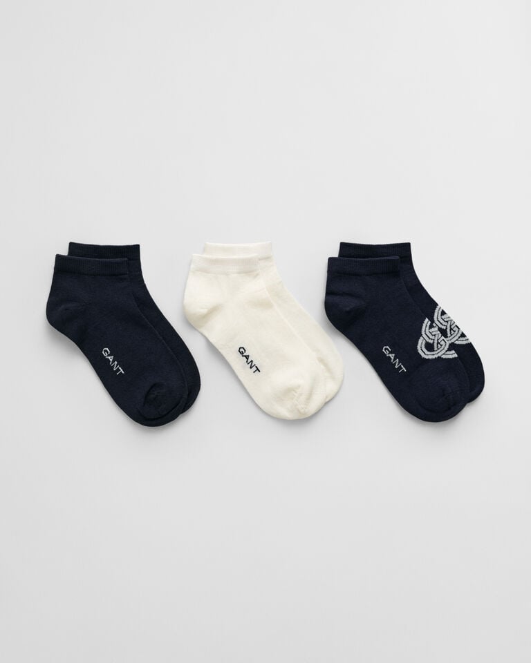 Gant Paquete de tres pares de calcetines tobilleros con diseño de monograma