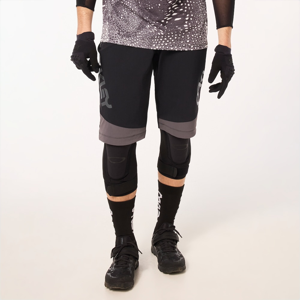 Oakley Oakley Maven Scrub Short Promoción trimestral