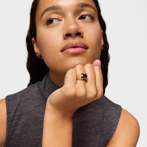 Tous Anillo mediano con baño de oro 18 kt sobre plata y motivo oso en ónix Icon Color Mejor oferta